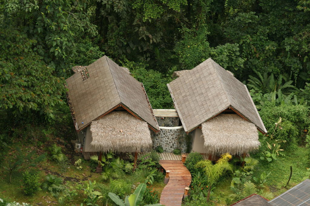 Lost Iguana Resort And Spa La Fortuna Exterior photo